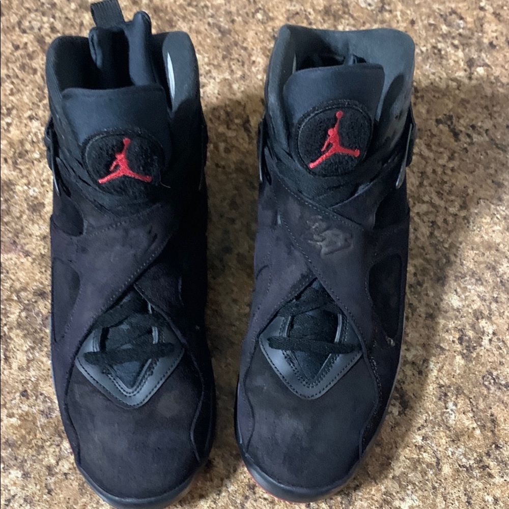 Air Jordan 8 retro Bred shoes. Mens size 12